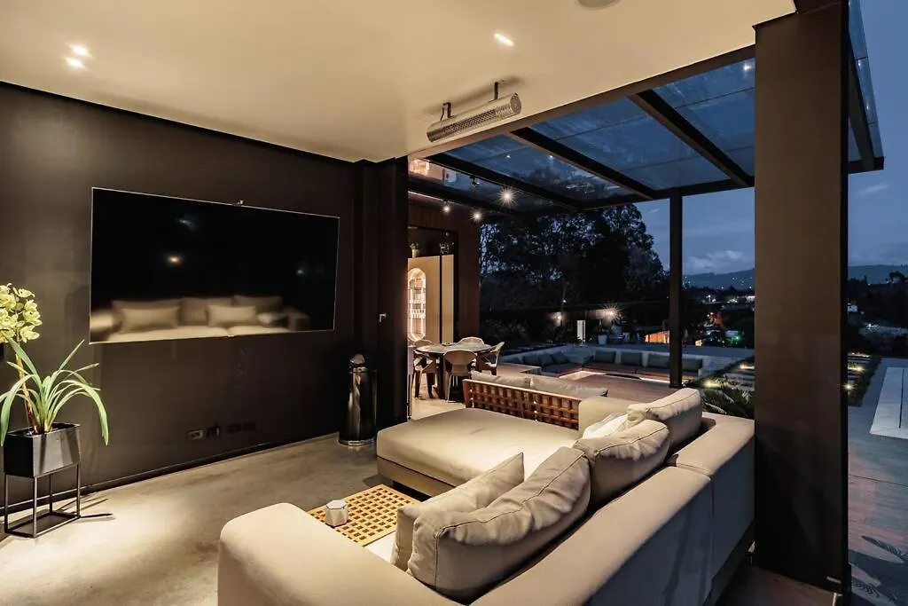 Villa Luxurious Farm House Rionegro